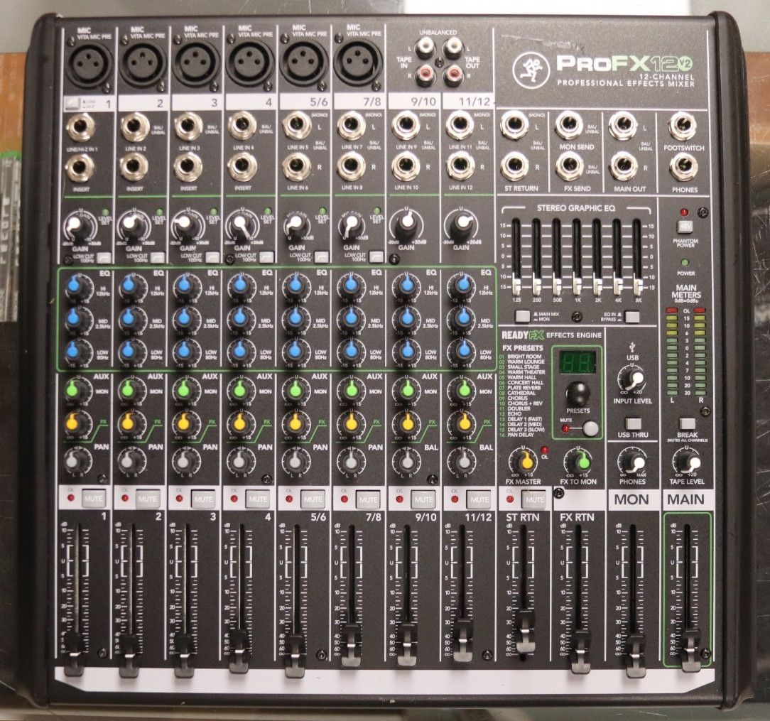Mackie ProFx12 v2 12-channel professional effects mixer