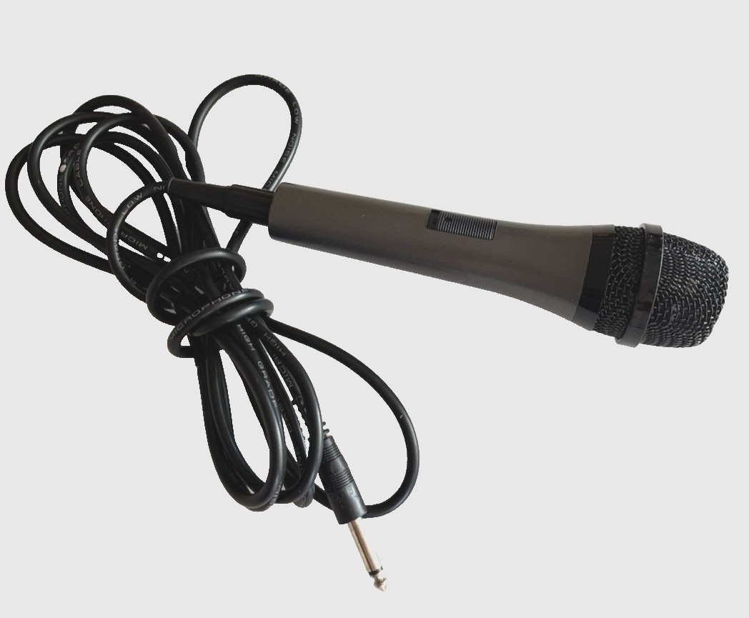 Microphone Long Cord Plug in With On/Off Switch High Grade Low Noise 9" Black G2