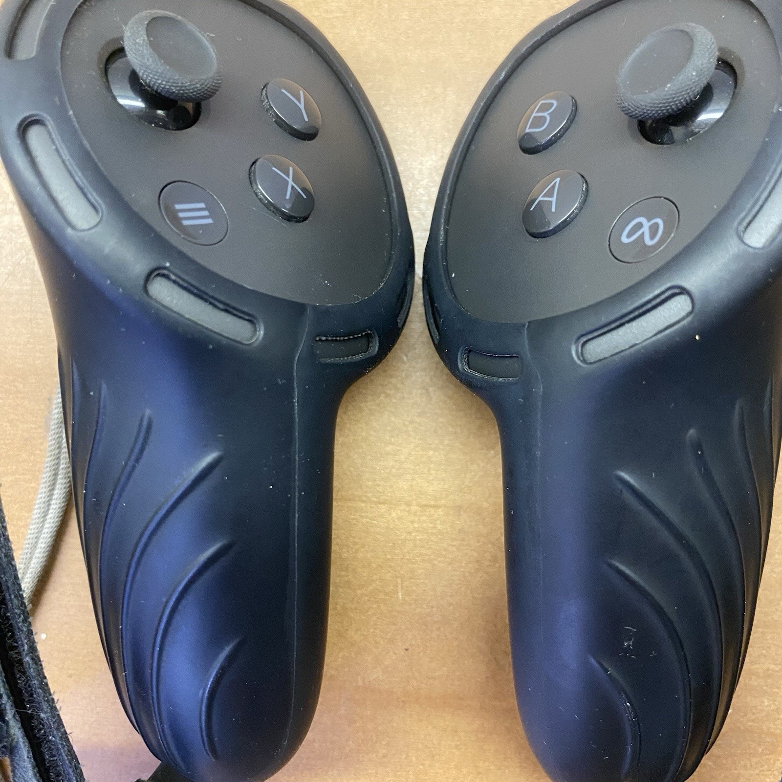 Meta Oculus Quest 3/3S VR Left & Right Controllers Pair ONLY Tested & Work Great
