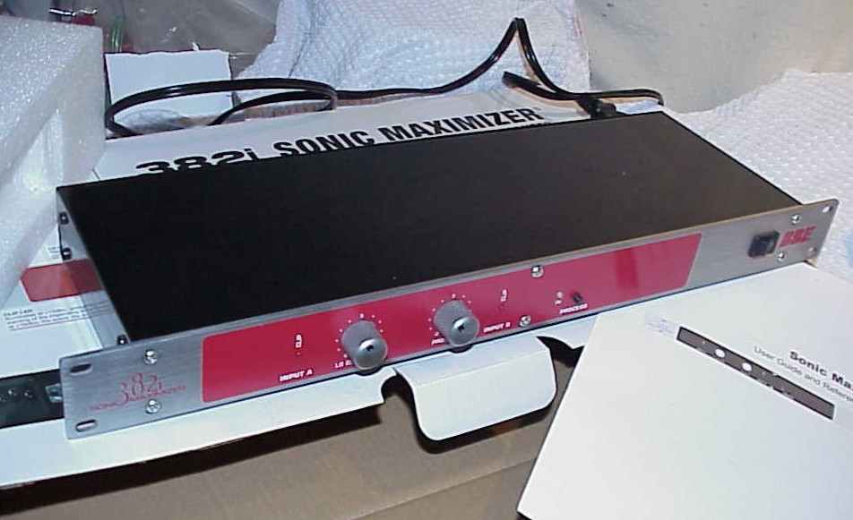 BBE 382i Sonic Maximizer Rackmount Unit - MINT IN THE BOX