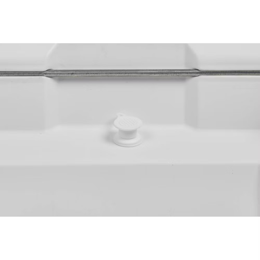 Igloo Marine Latitude 60qt Rolling Cooler - White: Retractable Handle,
