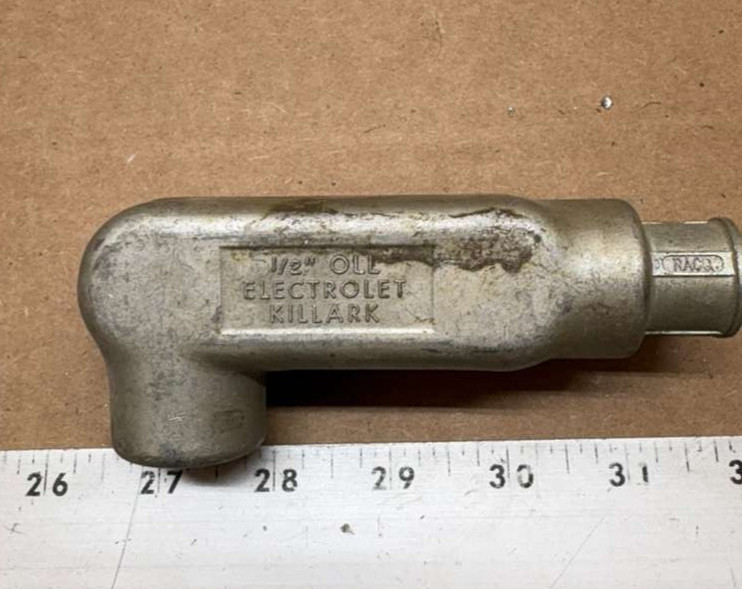 Killark OLL Electrolet 1/2" LL Conduit Body OL-10 Cover Aluminum w/ Hub