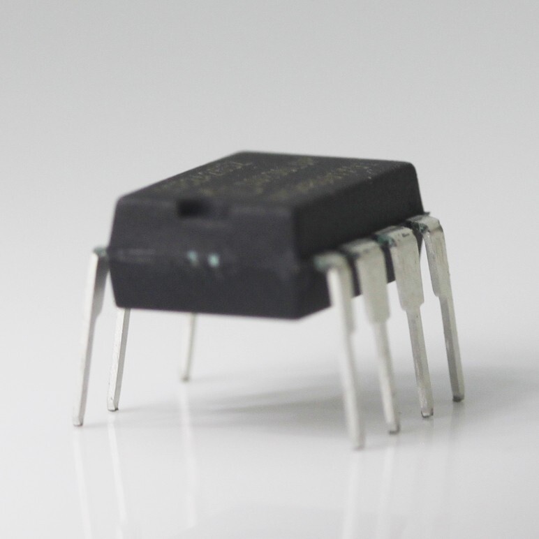 OEM New PWM Controller Coolset IC Cur-mode Infineon Integrated Circuit ICE2A265Z