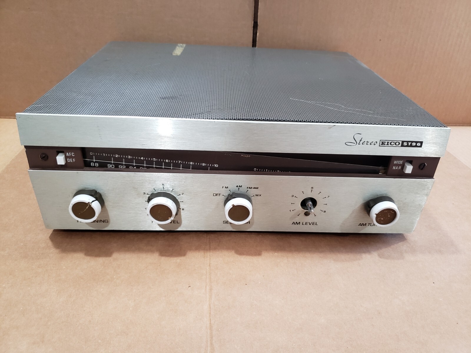 Eico FM-AM tube Stereo Tuner ST 96 Vintage For Parts or Repair as is read descr.