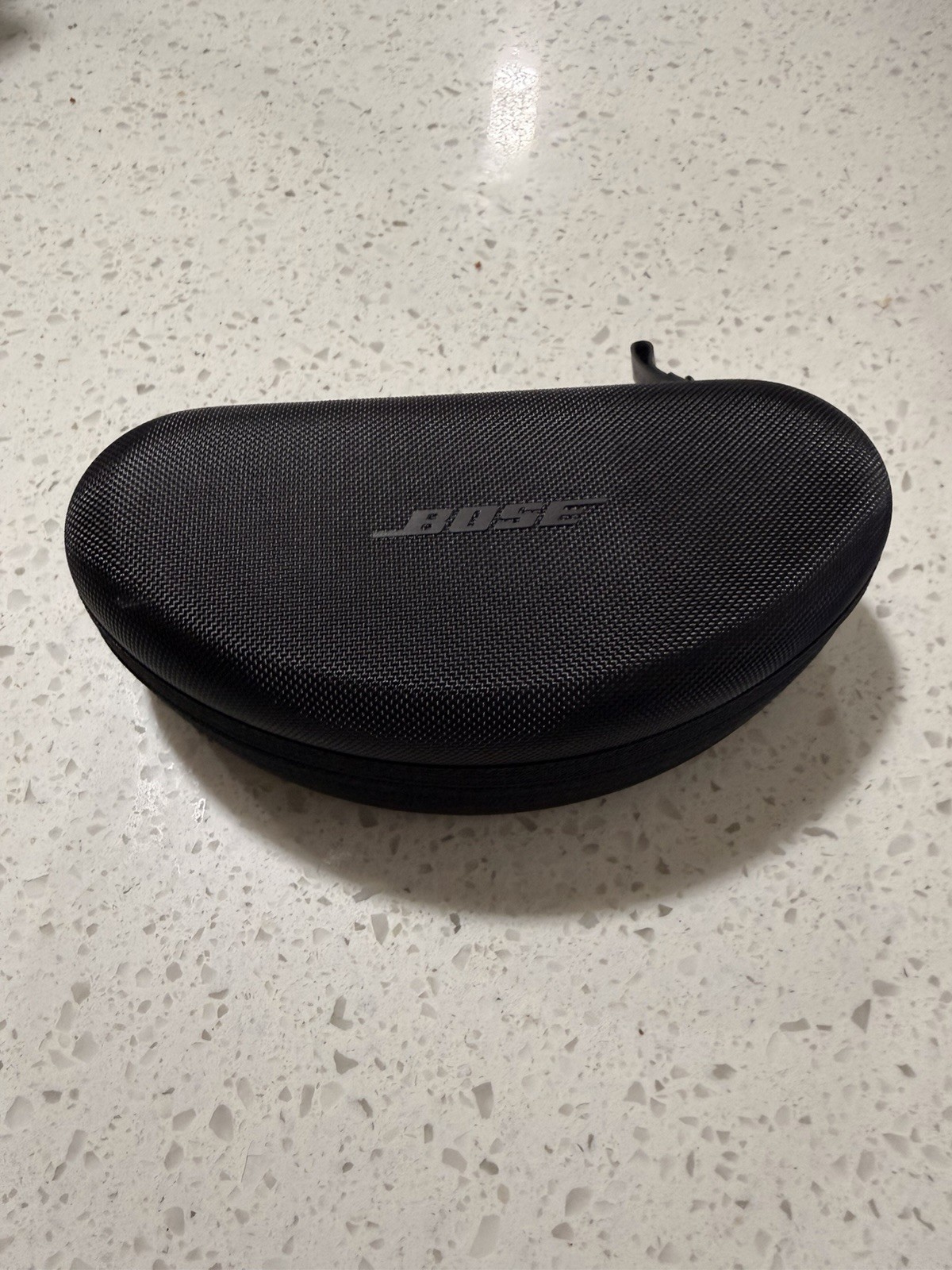 Bose Frames Tempo Smart Glasses Black Bluetooth USB with Case and Charging Cable