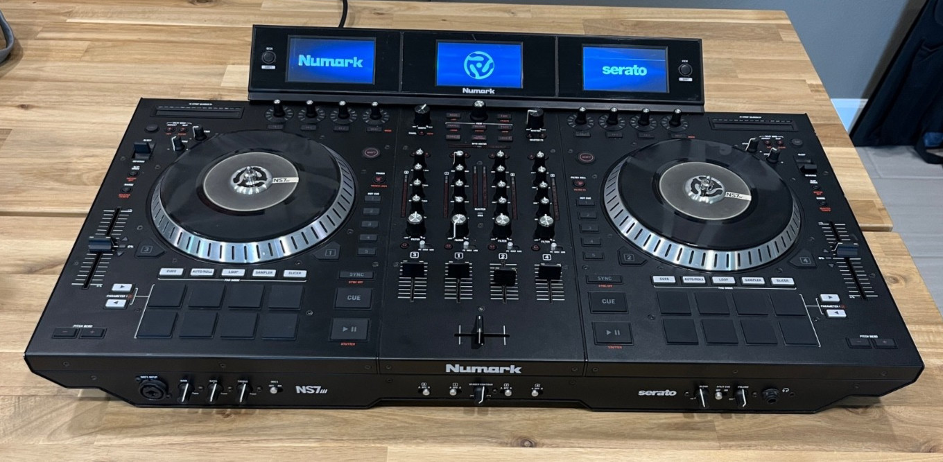 Numark NS7III Serato 4-Channel Motorized DJ Controller and Mixer with Display