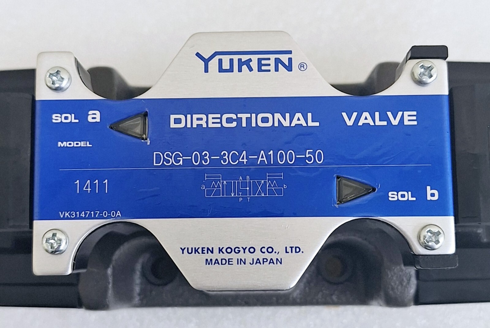 Yuken DSG-03-3C4-A100-50 Directional Valve
