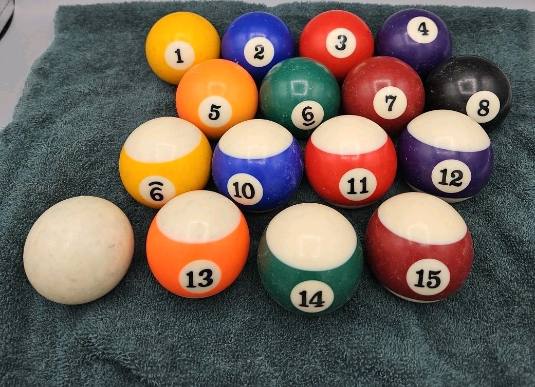 Vintage Crest Professional Billiard Pool Ball Set