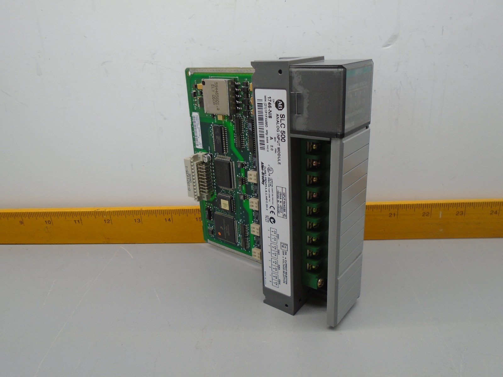 Allen Bradley  1746-NI8 frn 2.0  SLC 500 Analog Input Module 1746NI8     W191