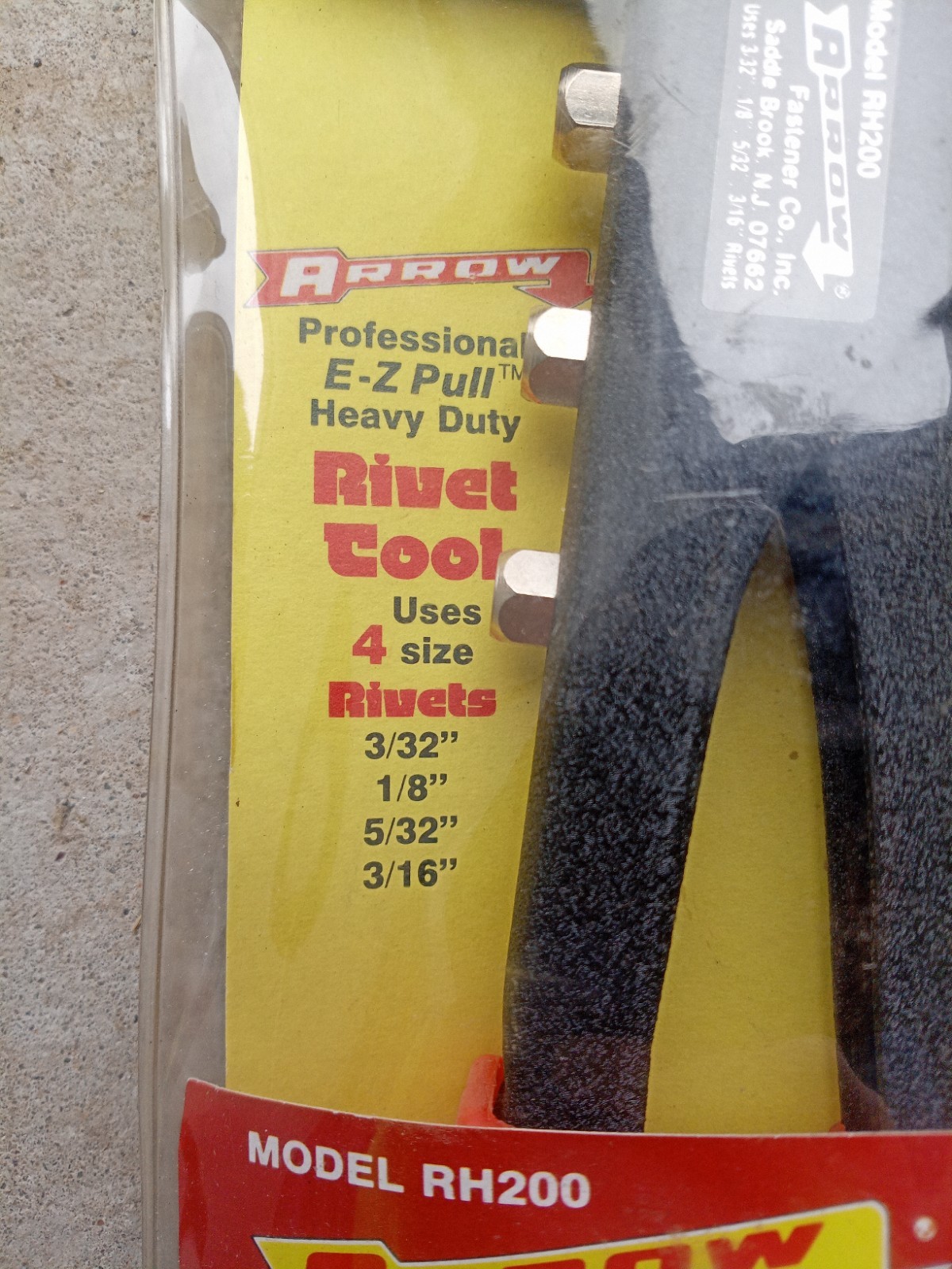 Arrow E-Z Pull Rivet Tool Model RH200 In Original Package.