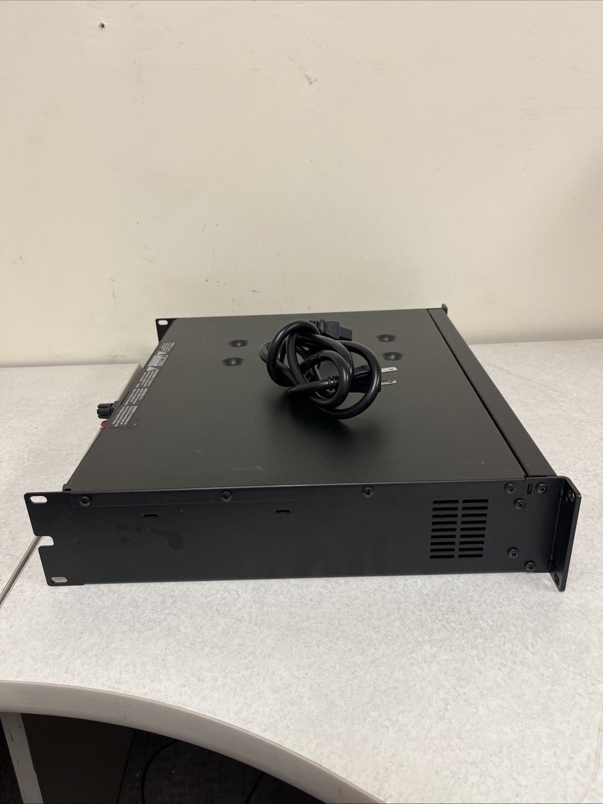 QSC RMX 1450a 2-Channel Rack Mountable Power Amplifier.