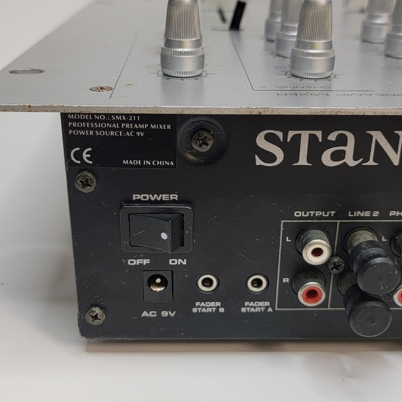 Stanton DJ SMX-211 Professional Preamp Mixer Tested