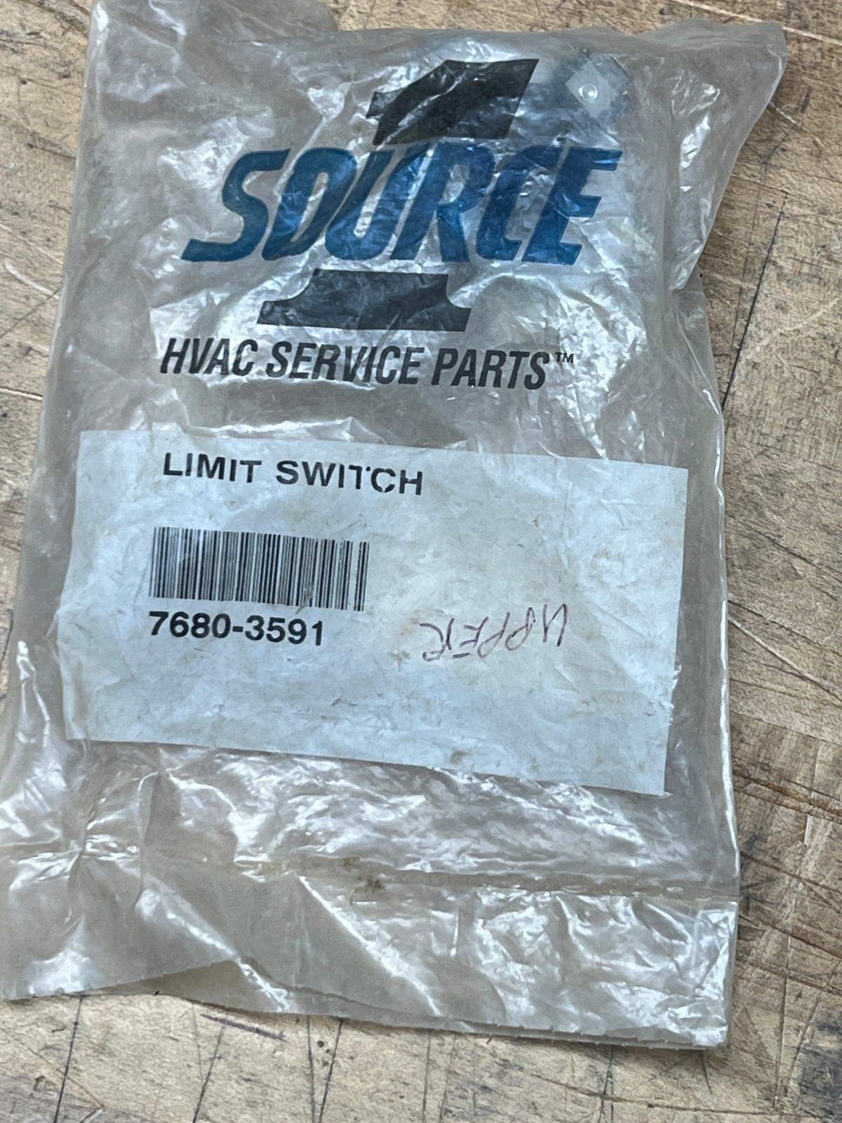 Source 1 Limit switch 7680 3591 upper