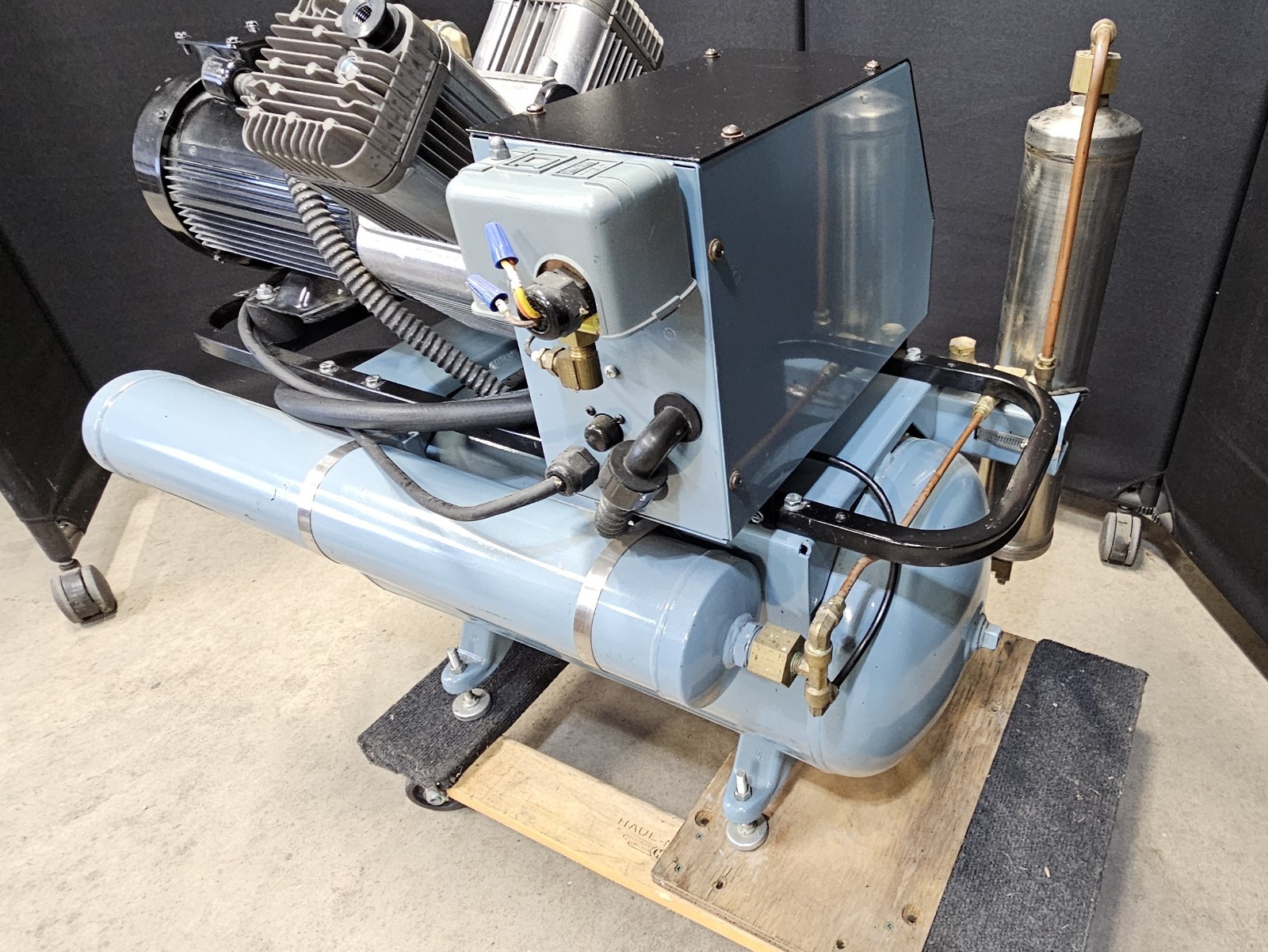 USED, AirStar 22 Air Techniques Compressor, EXCELLENT, Technician Tested