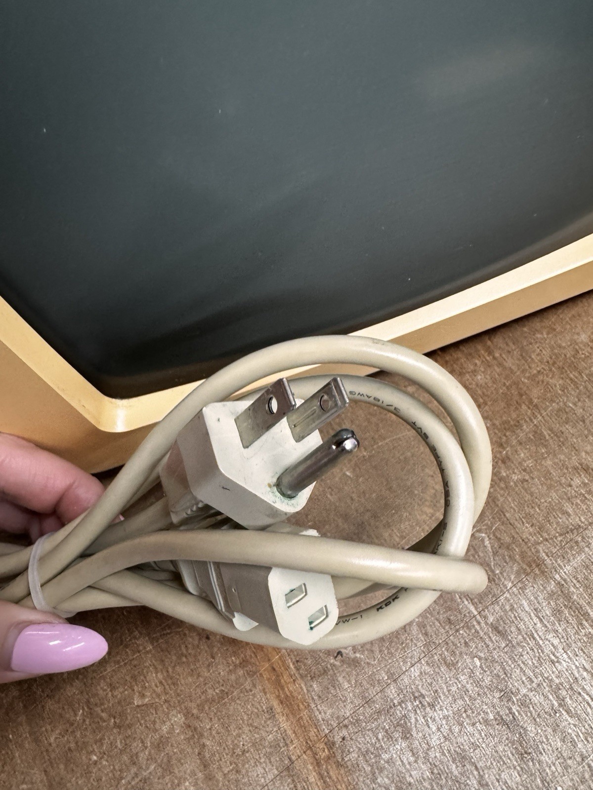Vintage Apple IIc Computer A2M4090 Monitor