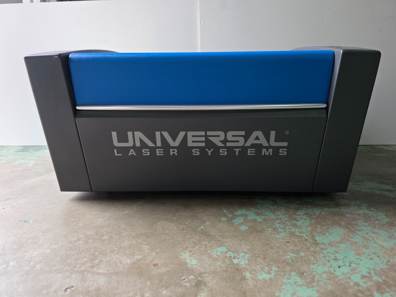 Universal Laser Systems VLS230dt Engraving 12" x 24" honeycomb Bed.