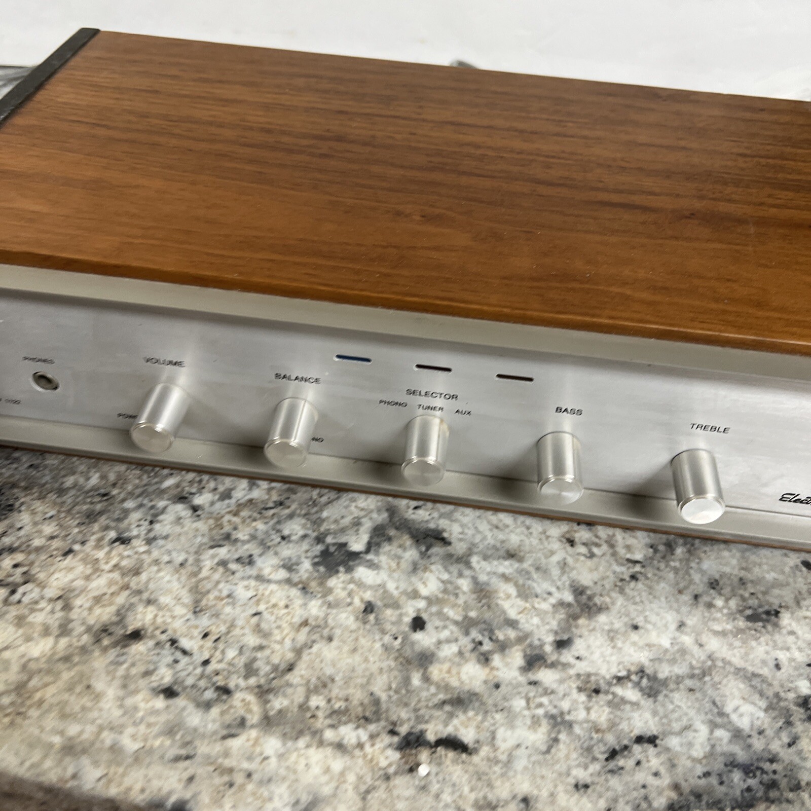 Electro-Voice EV1122 Stereo Tuner E-V 1122 Pre Amplifier
