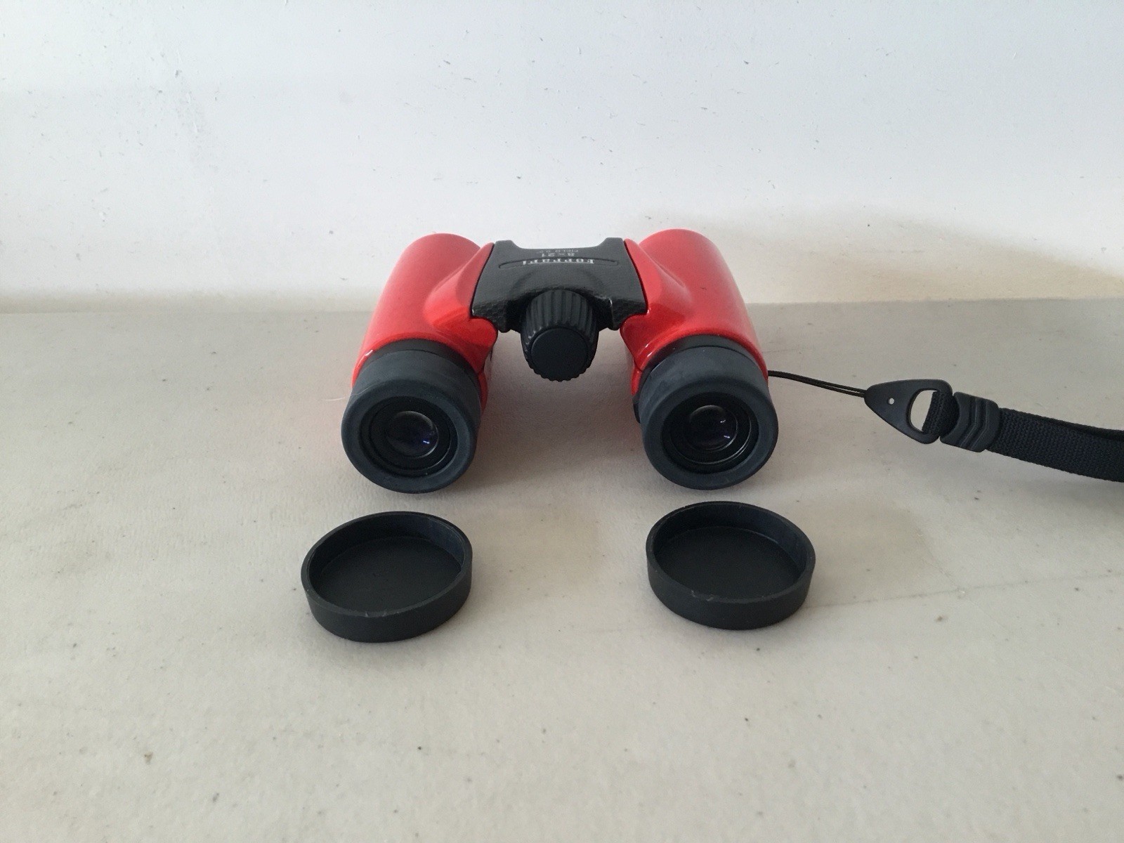 Olympus Ferrari Speed View 8 X 21 Binoculars With Case And Strap