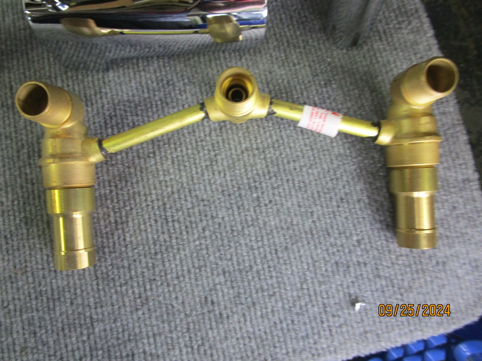 Moen Chrome Faucet Set 91111