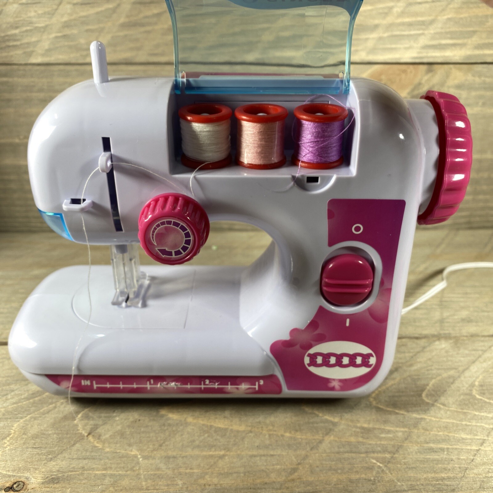 Singer A2213 EZ-Stitch Chainstitch Sewing Machine