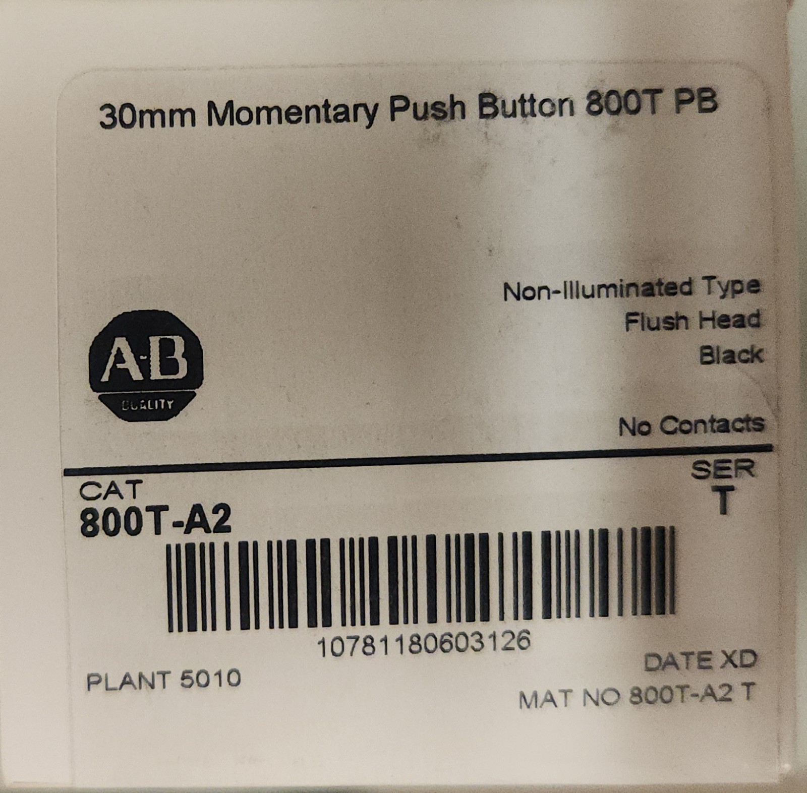 New ALLEN BRADLEY 800T-A2 Black Flush 30mm Momentary Push Button - Free Shipping