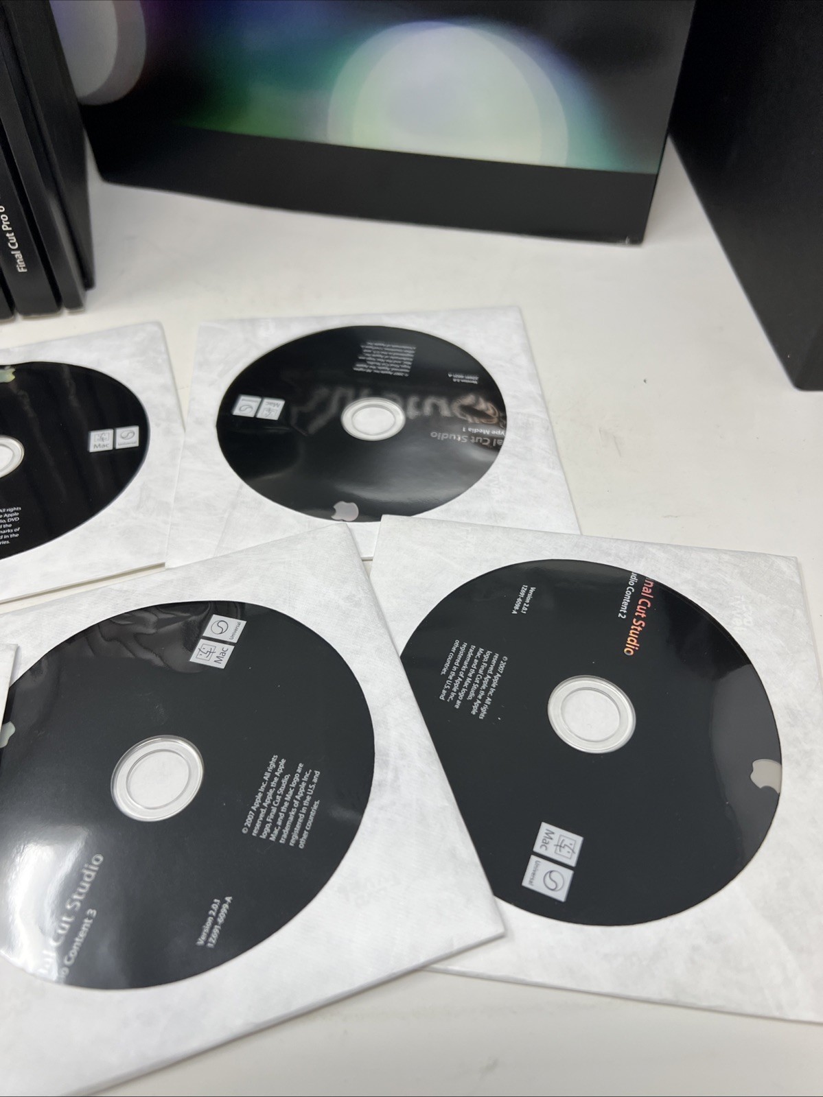Apple Final Cut Studio 2 UPG from FCS, Software(Discs), Manuals Serial Numbers