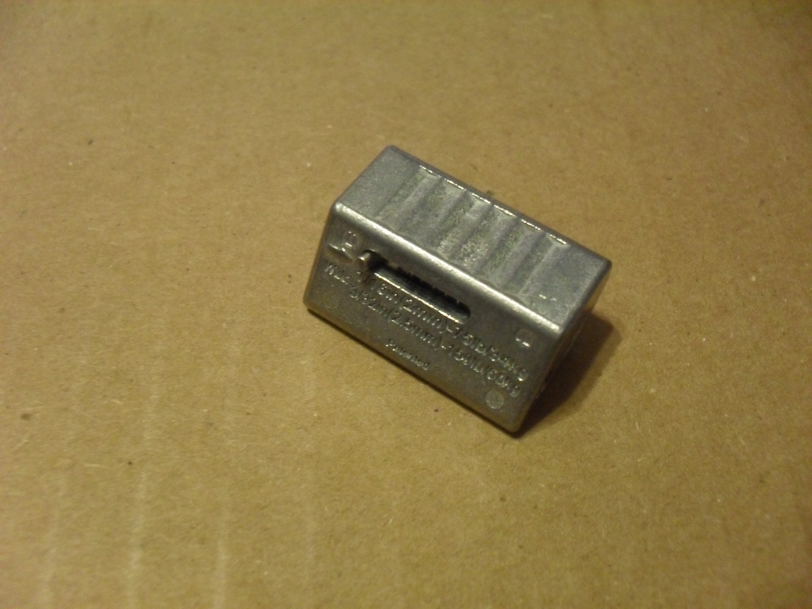 Chief CMA290 Wire Suspension Locks (4 Pack)