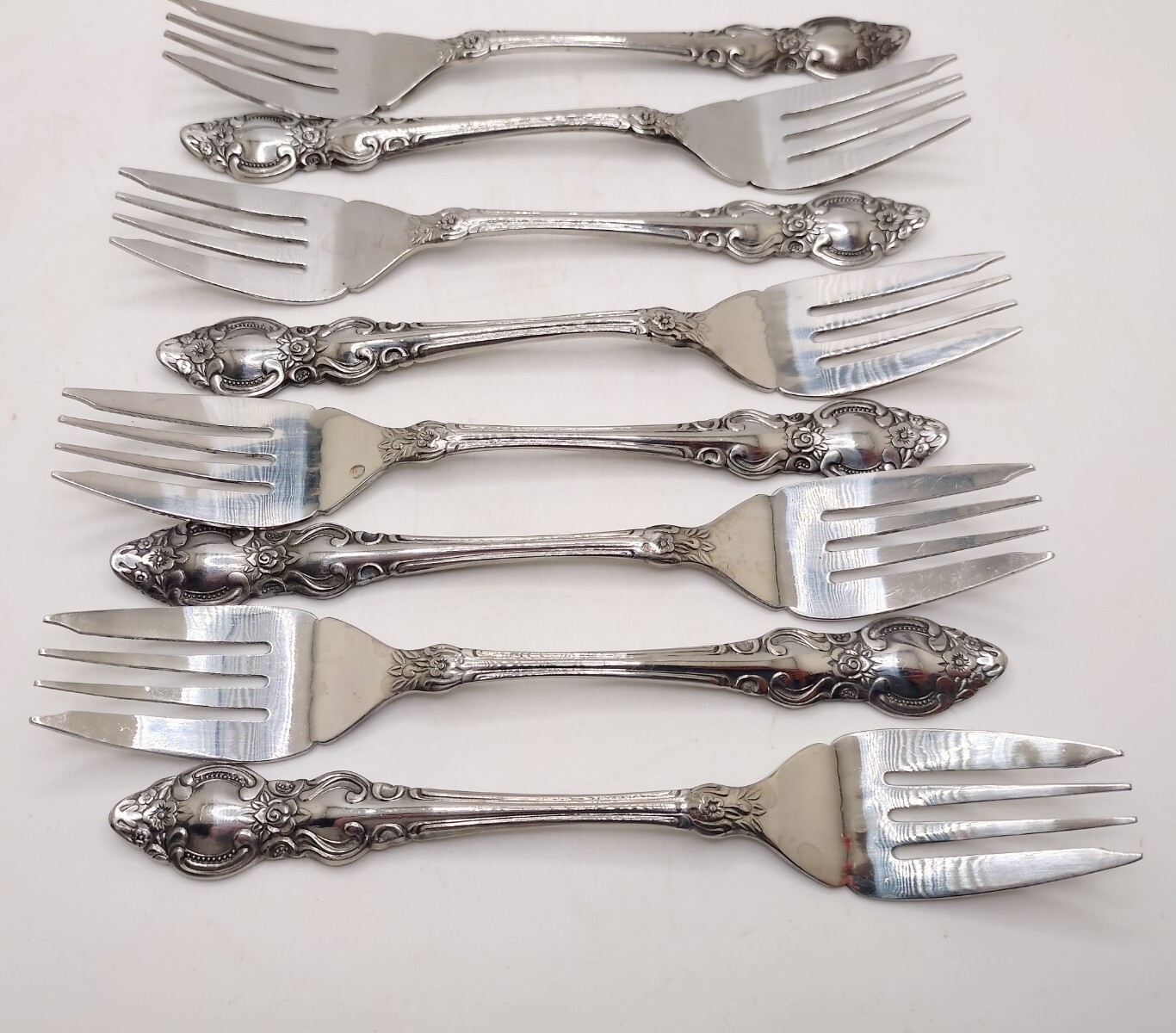 Vtg Stainless Steel Floral Scroll Edge Flatware Set Dillards Korea Retired 50pc