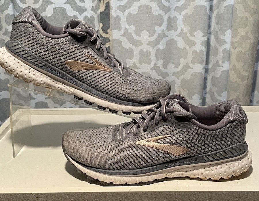 Brooks Adrenaline GTS 20 Women's Running Shoes Lavender Rose Gold Size 9.5