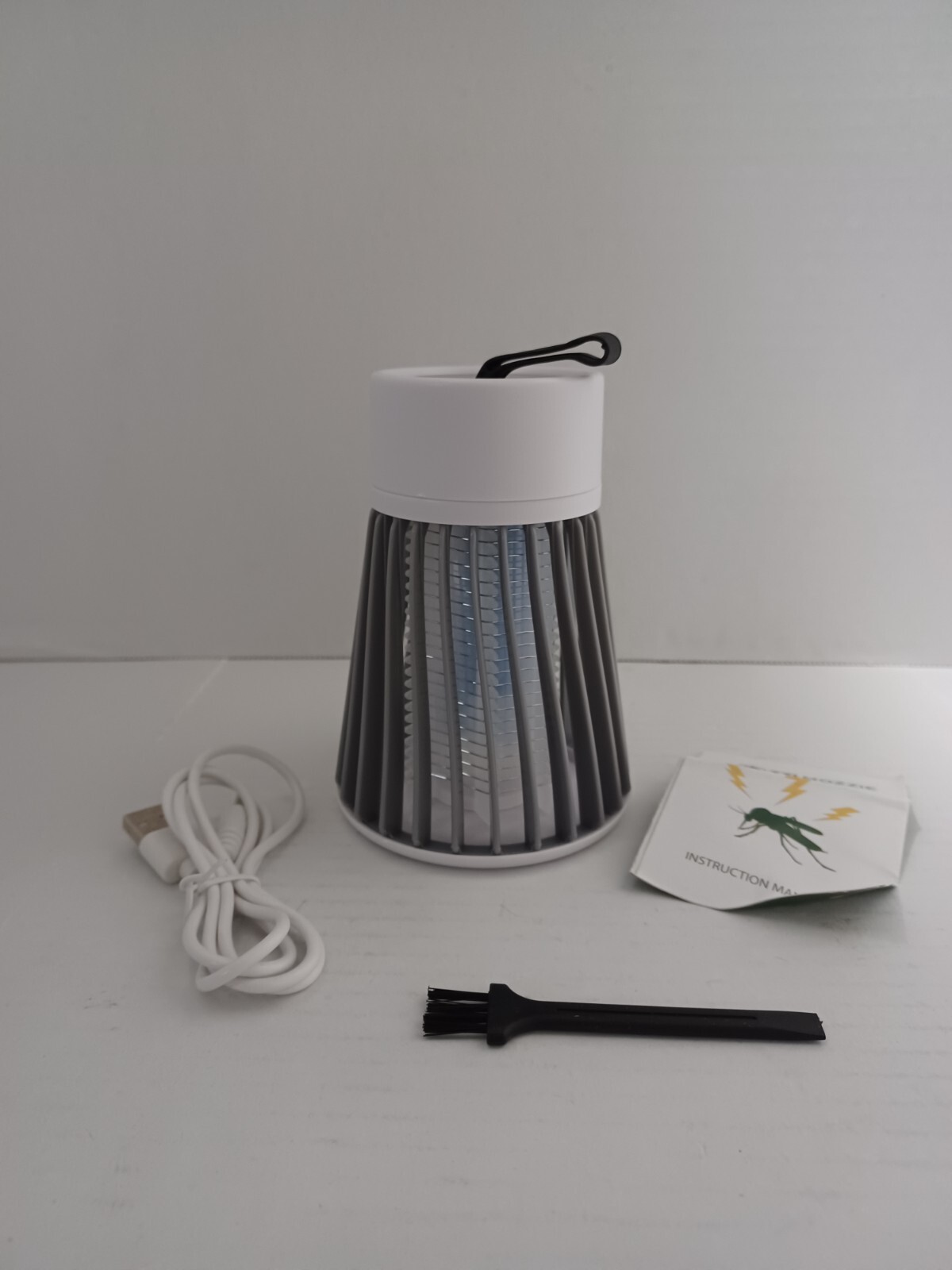 Ozzie Mozzie Anti Mosquito Lamp. New/opened box.