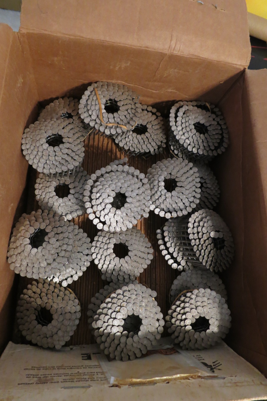 Stanley Bostitch 1- 1/2in. Coil Roofing Nails Plain Shank CR4DSS s, Qty: 4400