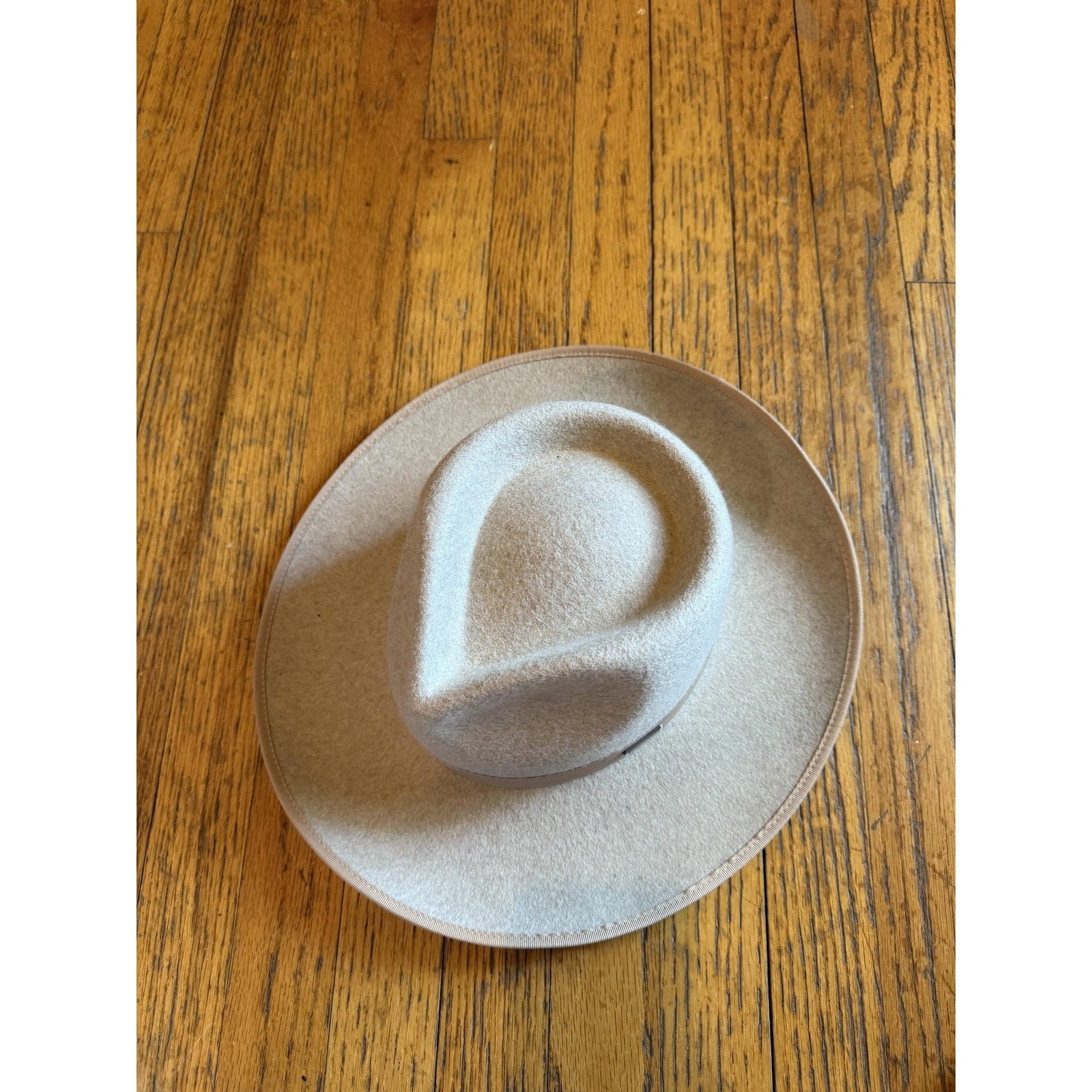 Gigi Pip Hat Fedora Fitted Womens 57 Beige Australian Wool Wide Brim Rancher