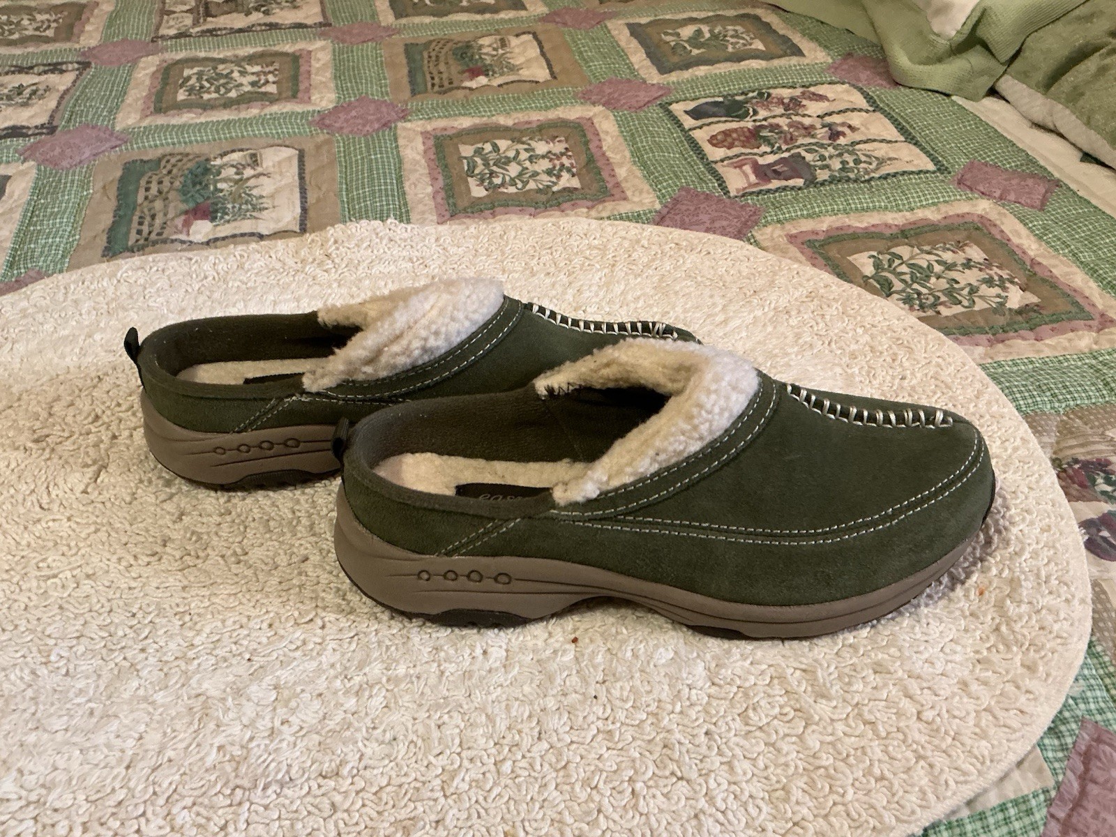 Easy Spirit Slip On Shoes Size 6 1/2
