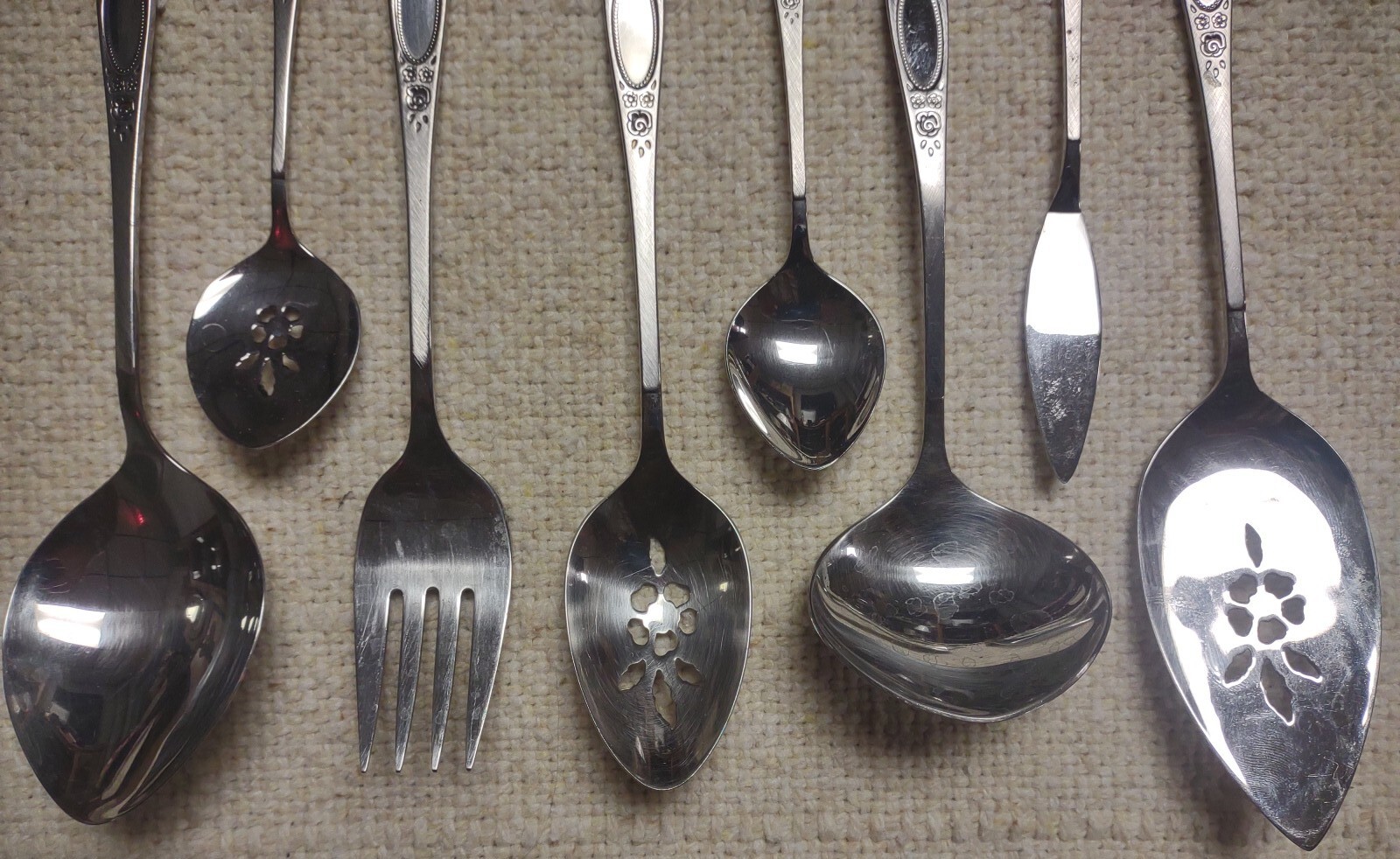 Oneida Community Stainless Flatware Vignette Pattern 8 Different Serving Pieces