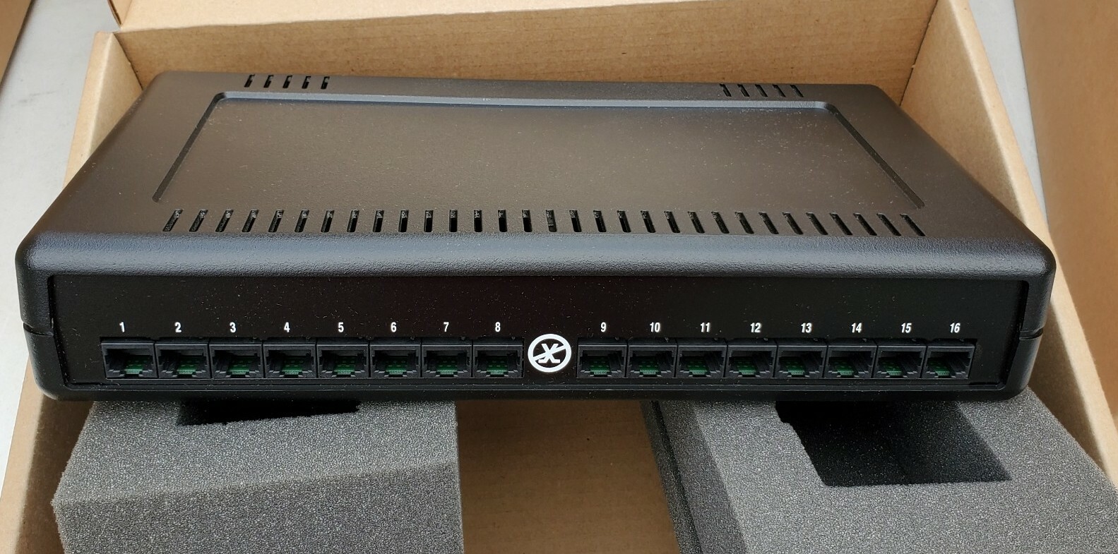 Digi 5000061688 Ports 16/em 232 CR2 RJ 120K New in box ADP 2T-ADPDG-AB