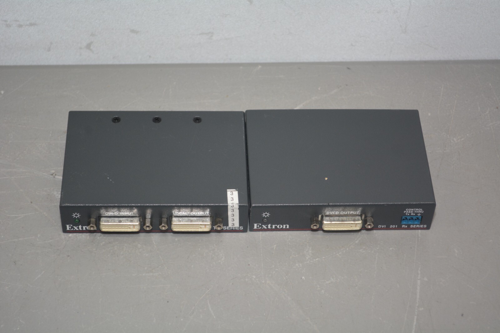 ^ Extron DVI 201 TX / RX Transmitter/Receiver #X1290