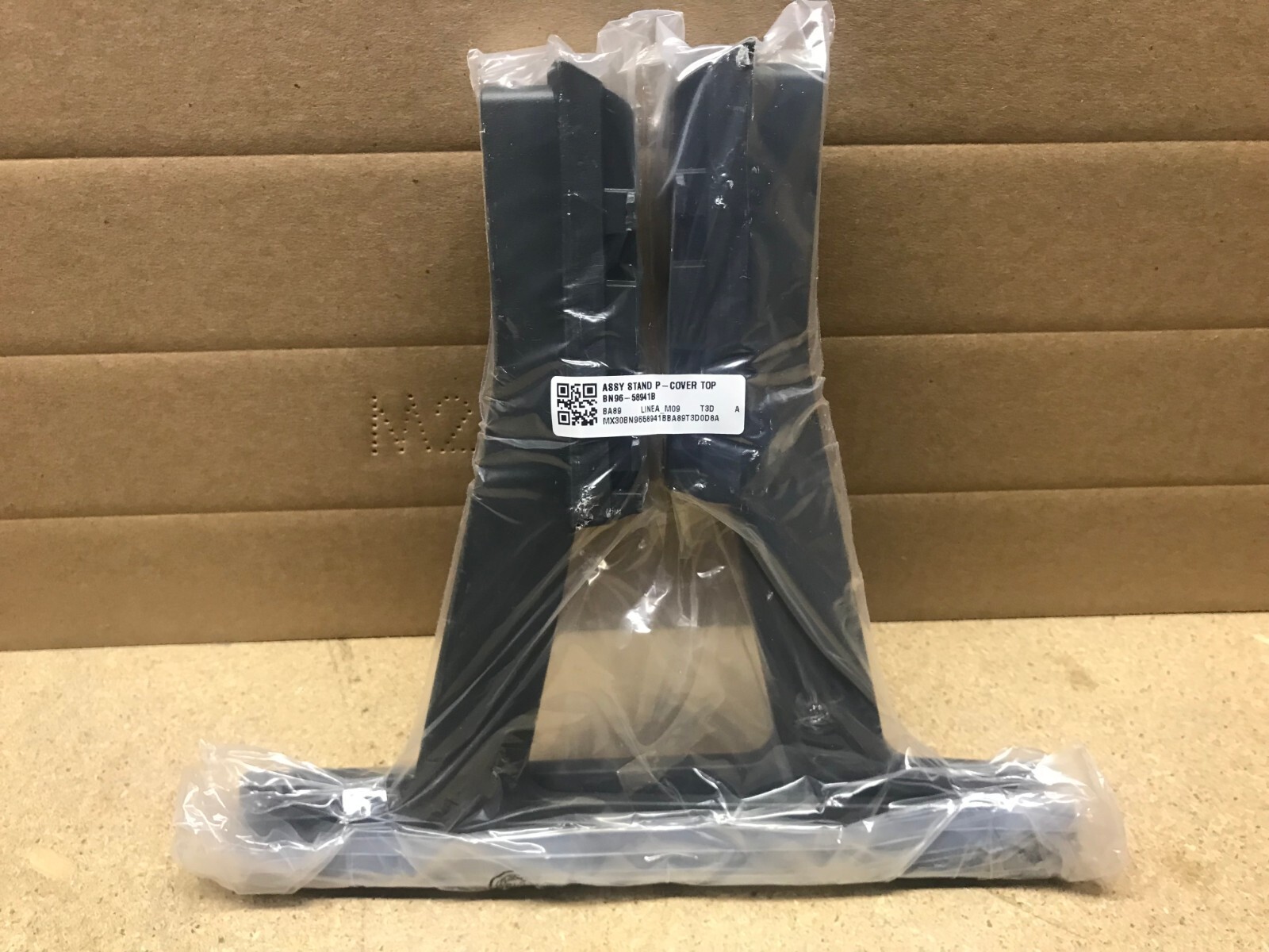 Samsung UN55DU7200FXZA BN96-58941B / BN63-21123B Stand / Feet ( models listed )