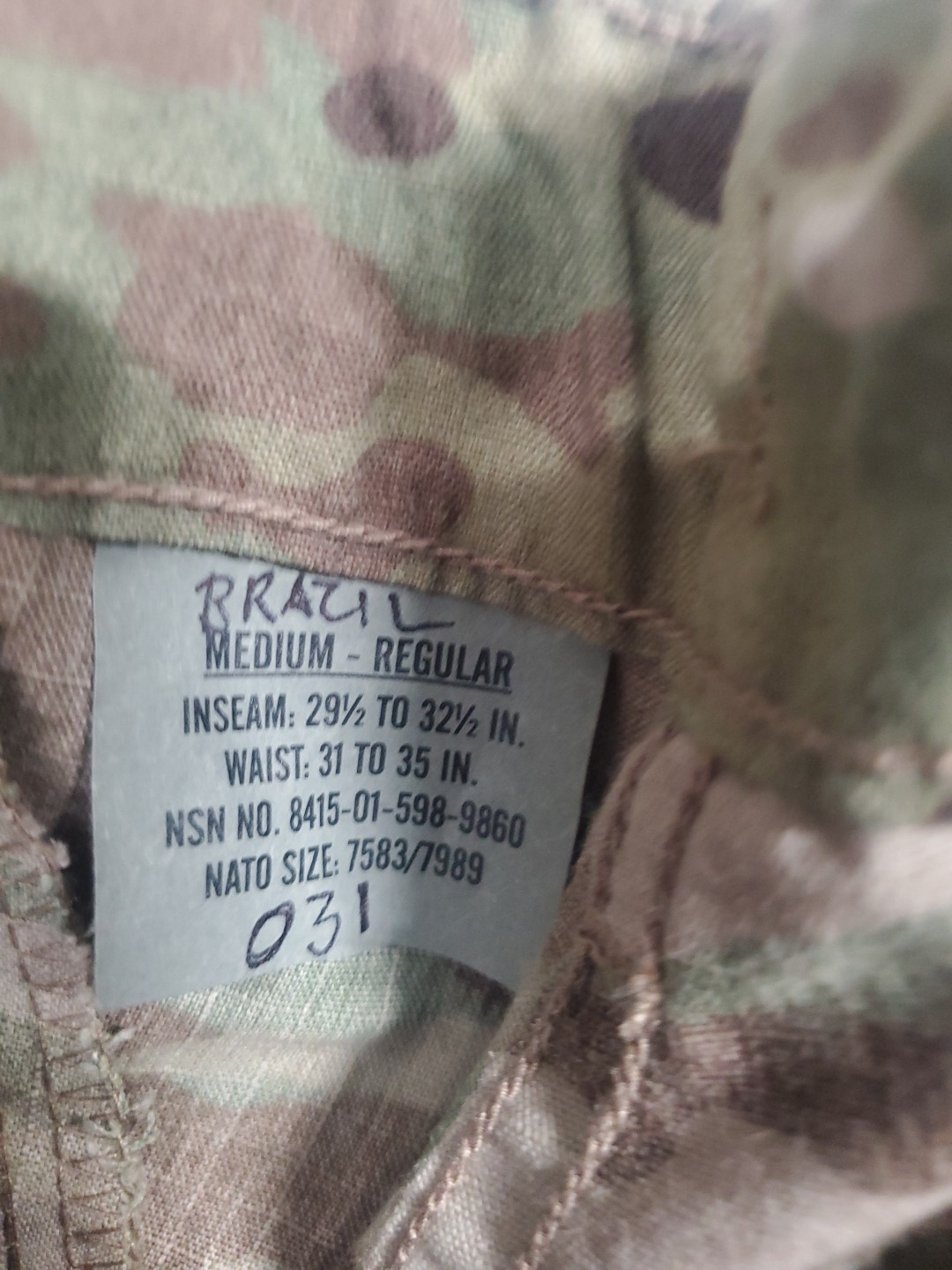 Medium Regular Pants Trousers US ARMY ISSUE - FLAME RESISTANT