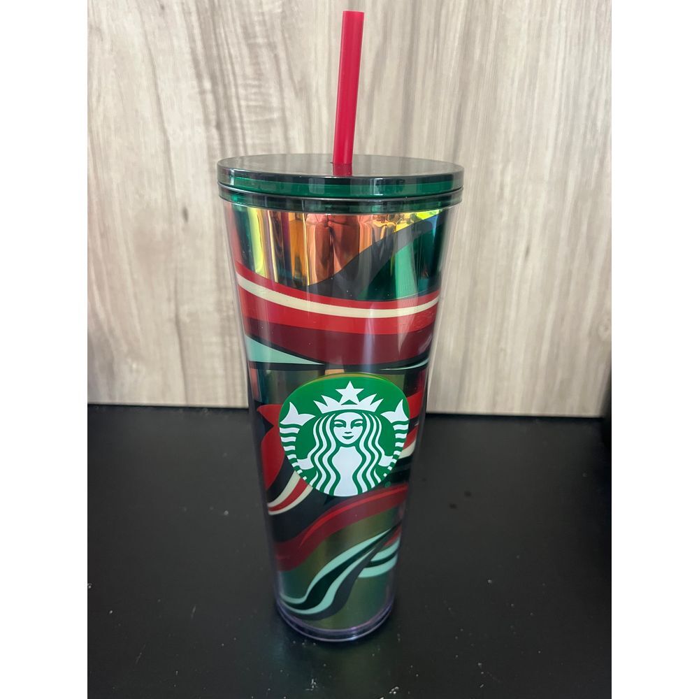 Starbucks Holiday 2021 Limited Edition winter Swirl 24oz Tumbler Red Straw