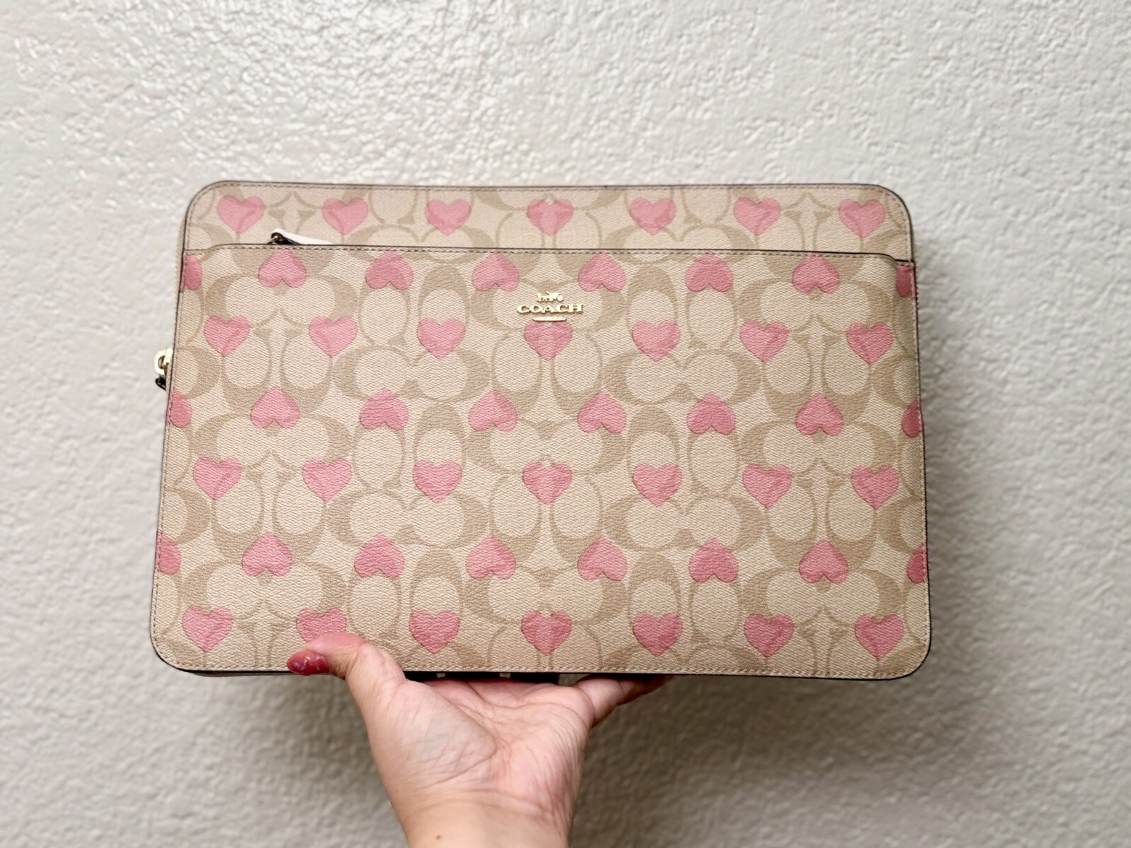 NWT Coach Laptop Sleeve In Signature With Heart Print CP374 ( fits 13" Laptop )