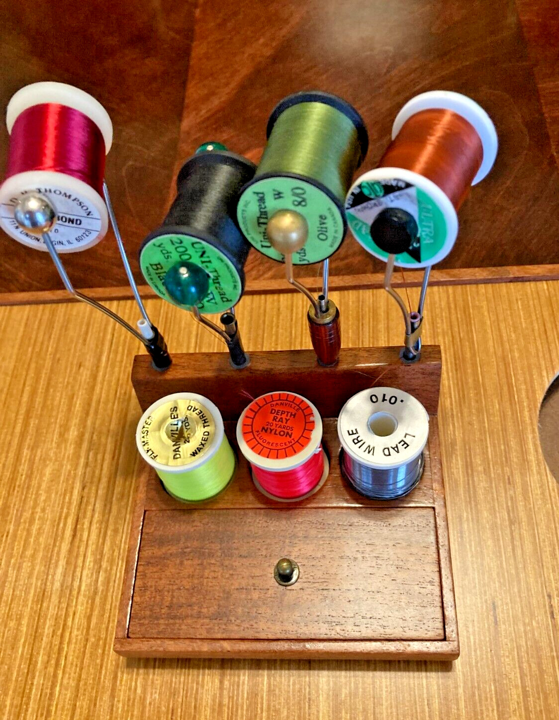 WADE'S FLY TYING VICE TOOL CADDY THREAD AND BEAD ORGANIZER / AND QUICK DRAW KIT