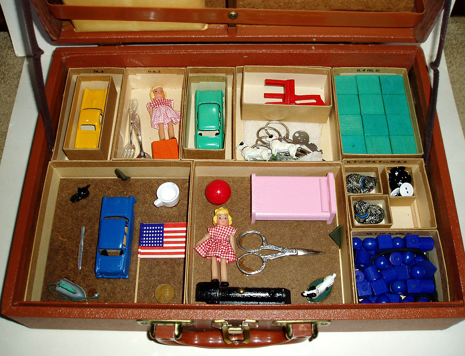 1950s TESTING KIT for measuring CHILD'S I.Q. or SENIOR'S DEMENTIA Stanford-Binet