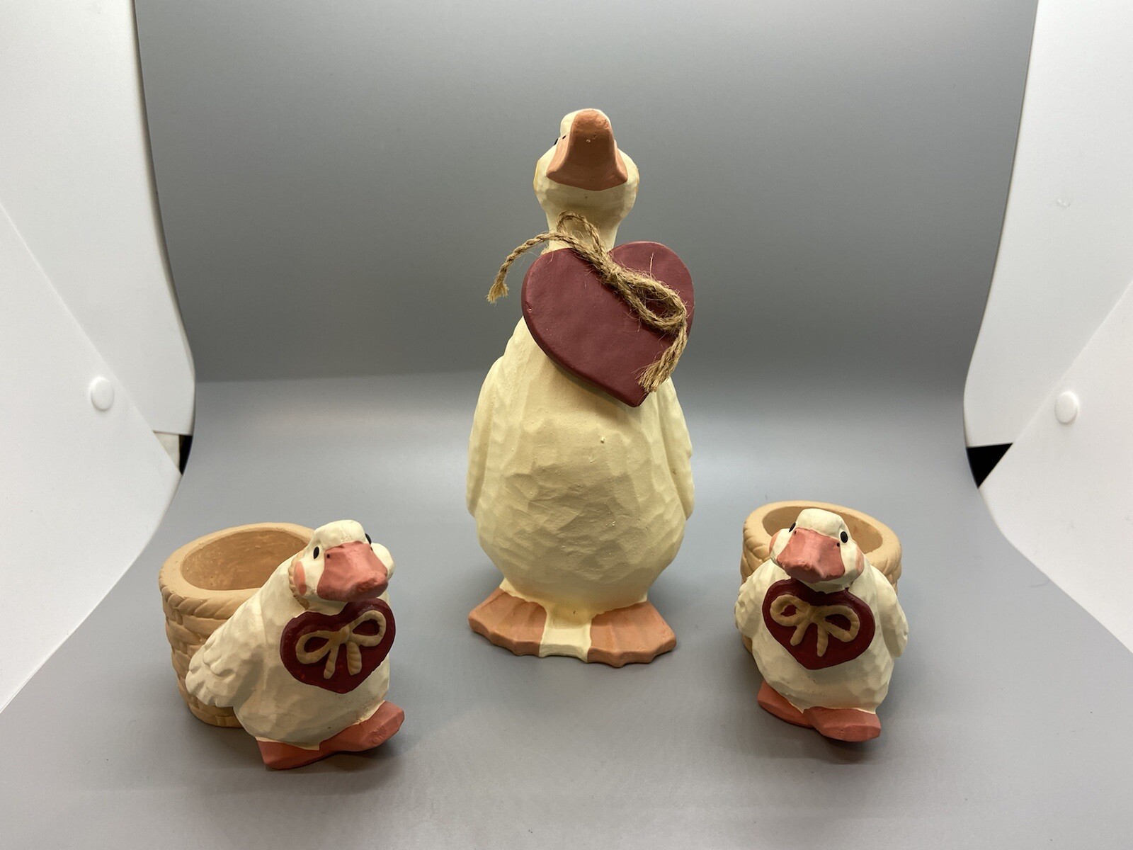 17#   Vintage CCCC Korea Resin GOOSE PLANTER Vase Figurine