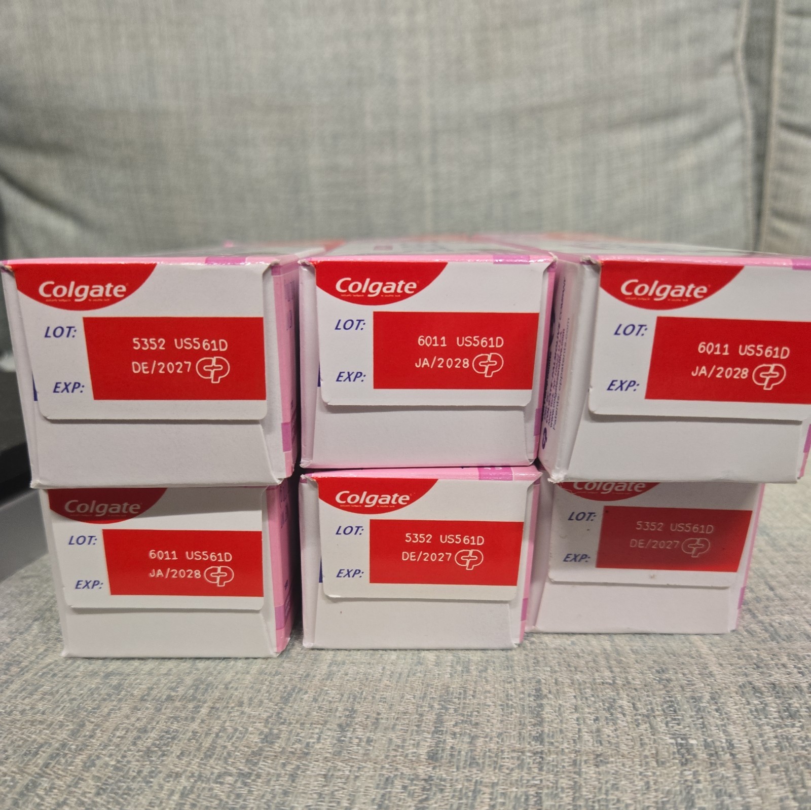 Lot 6 Colgate Sensitive Max Strength Whiten Toothpaste Spearmint Gel 6oz