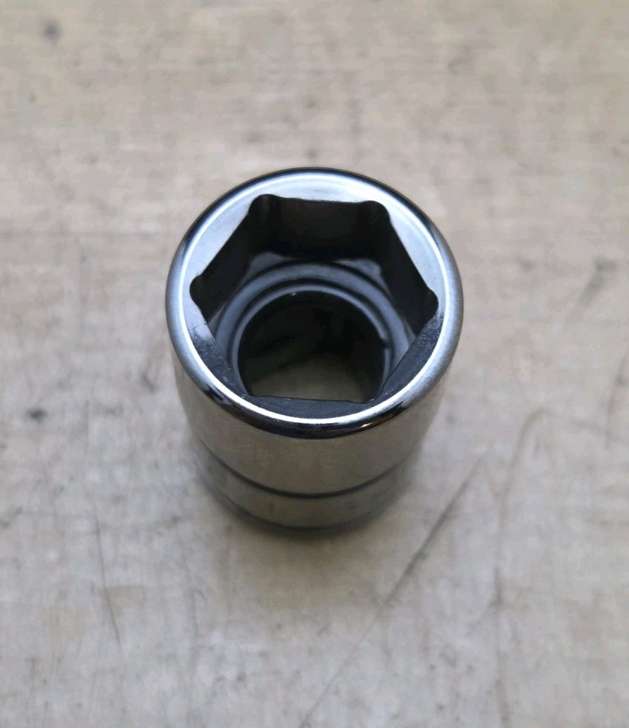New Snap On FS161 - 3/8" Drive 1/2" Shallow 6 Pt Chrome Socket