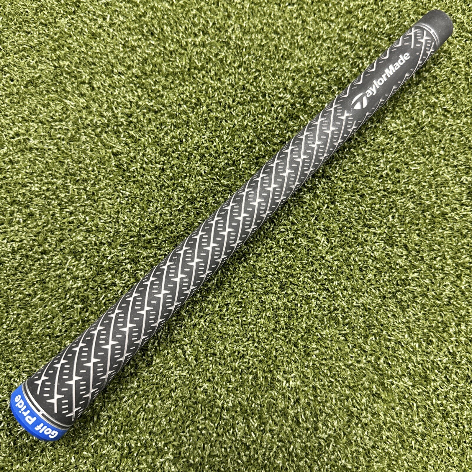 TaylorMade Z Grip Black with blue cap Authorized Dealer!!