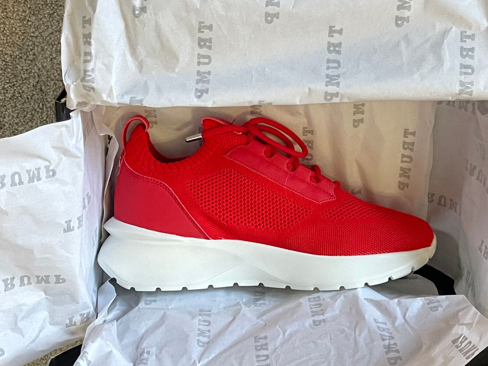 NEW in BOX 2024 Donald Trump POTUS 45 Sneakers Shoes RED Mens 8 Womens 9.5 POTUS