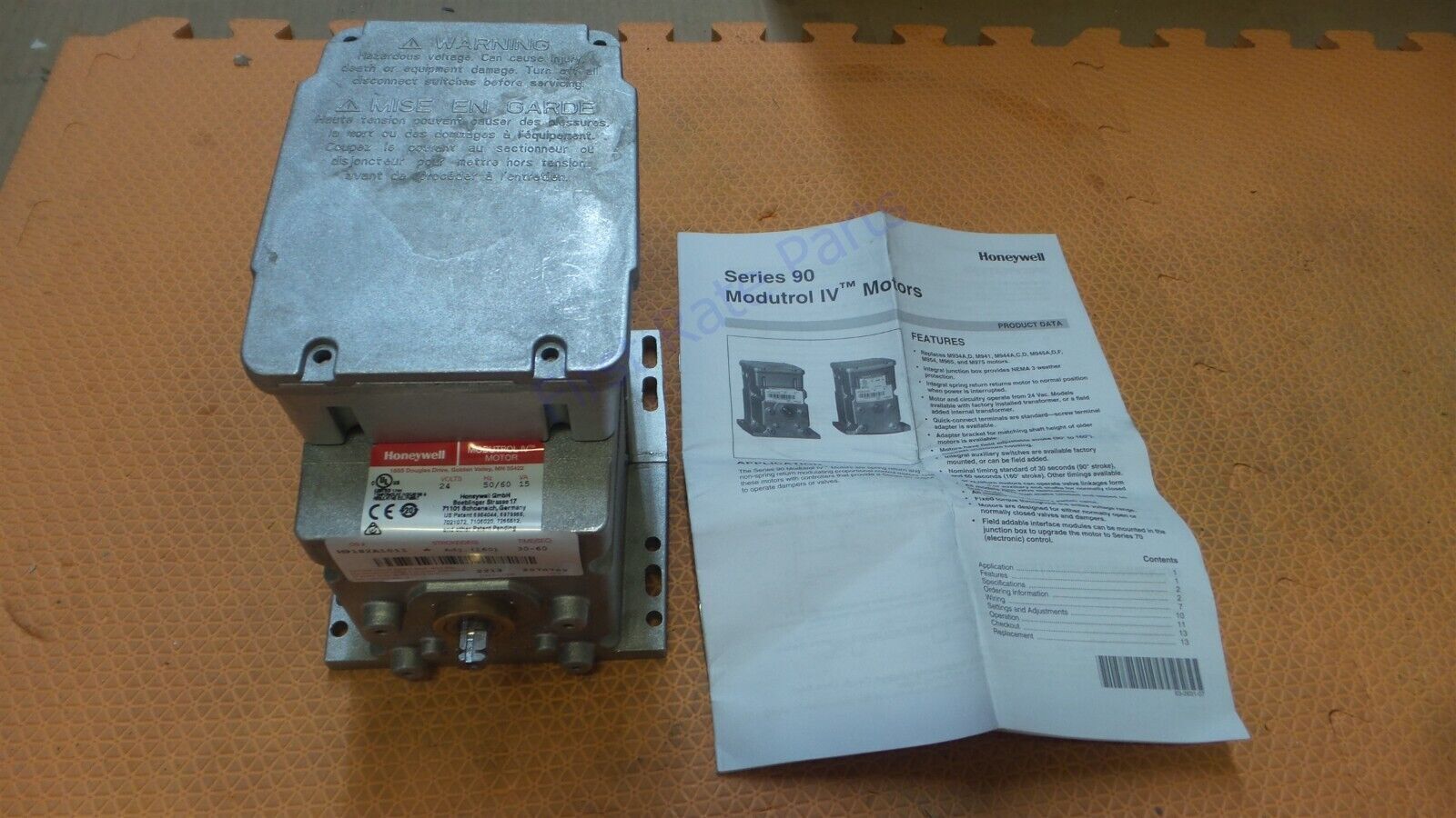 Honeywell M9182A1011 Modutrol IV Motor Spring Return Actuator Damper Valve NEW