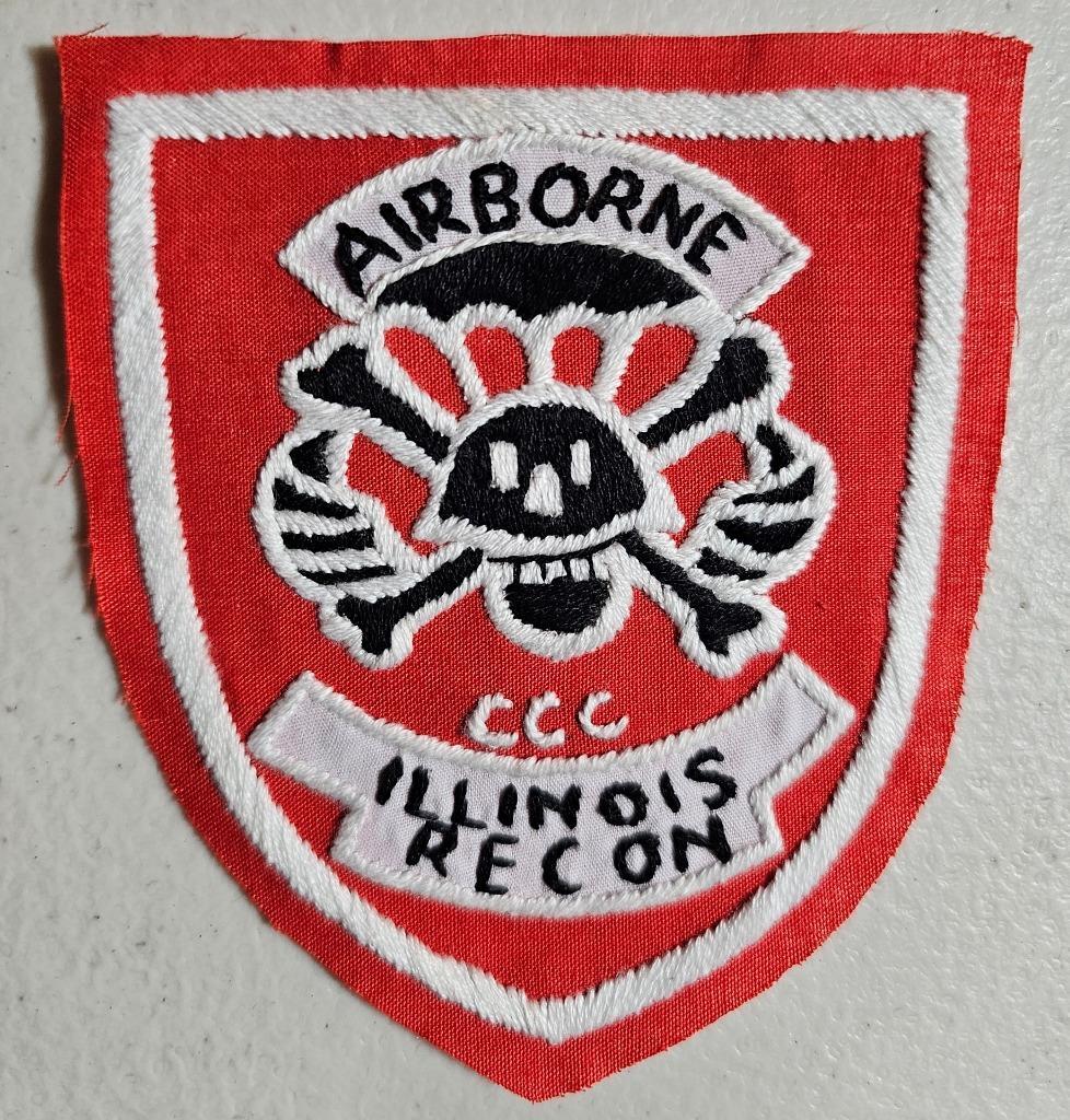 Vietnam Repro Patch:  ILLINOIS RECON CCC AIRBORNE