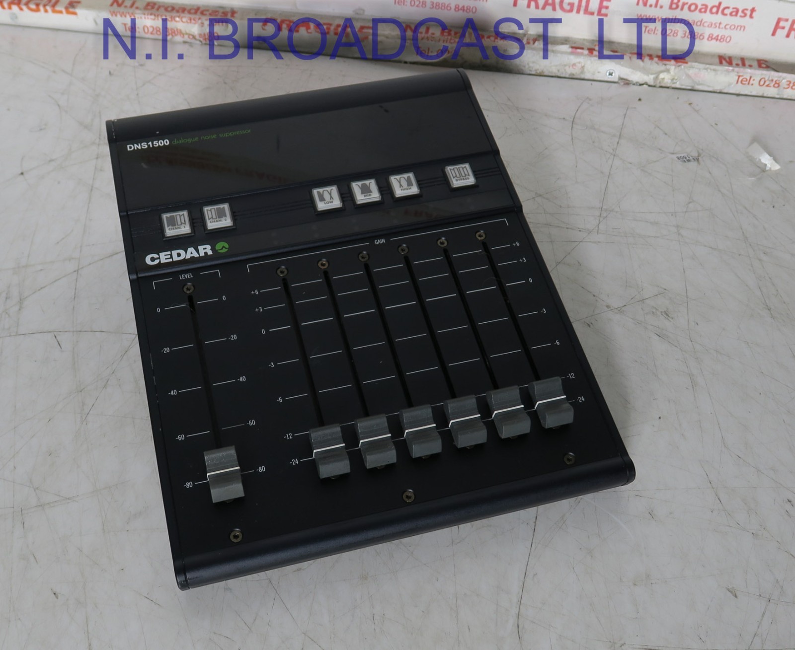Cedar dns1500 digital noise suppressor